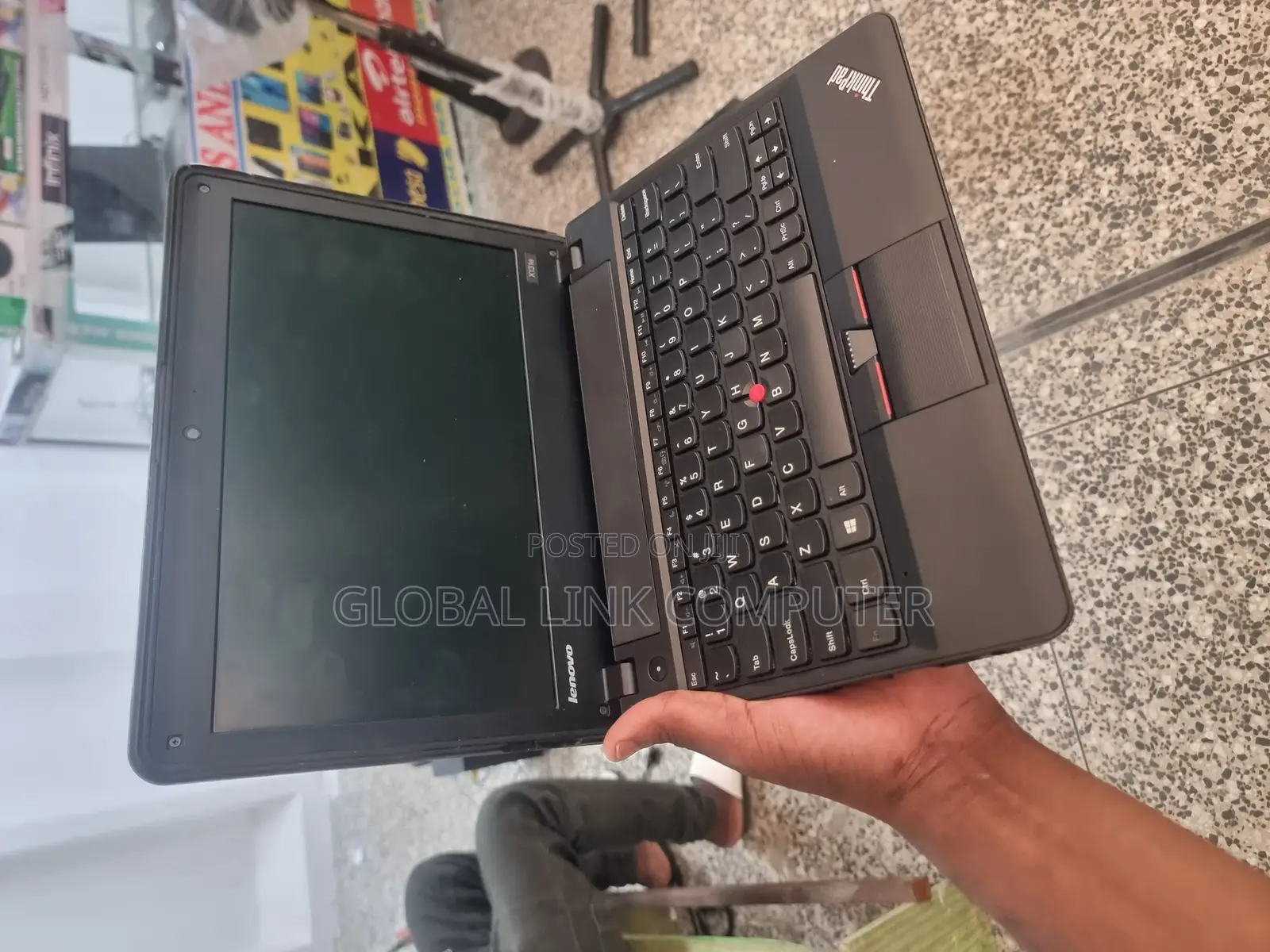 Laptop Lenovo ThinkPad X131e 4GB Intel Pentium HDD 500GB