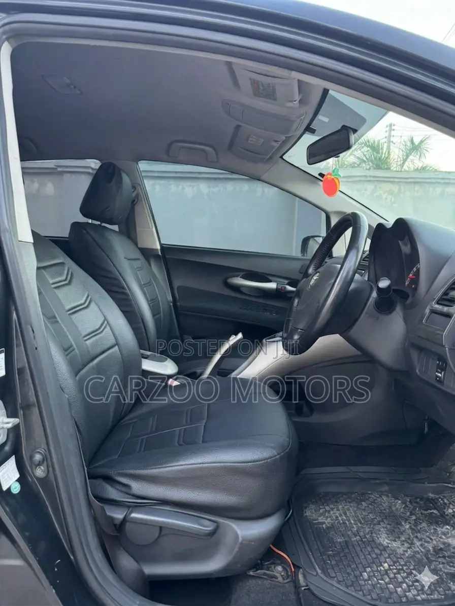 Toyota Auris 2006 Black