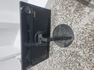 Lenovo Thinkvision Frameless Monitor