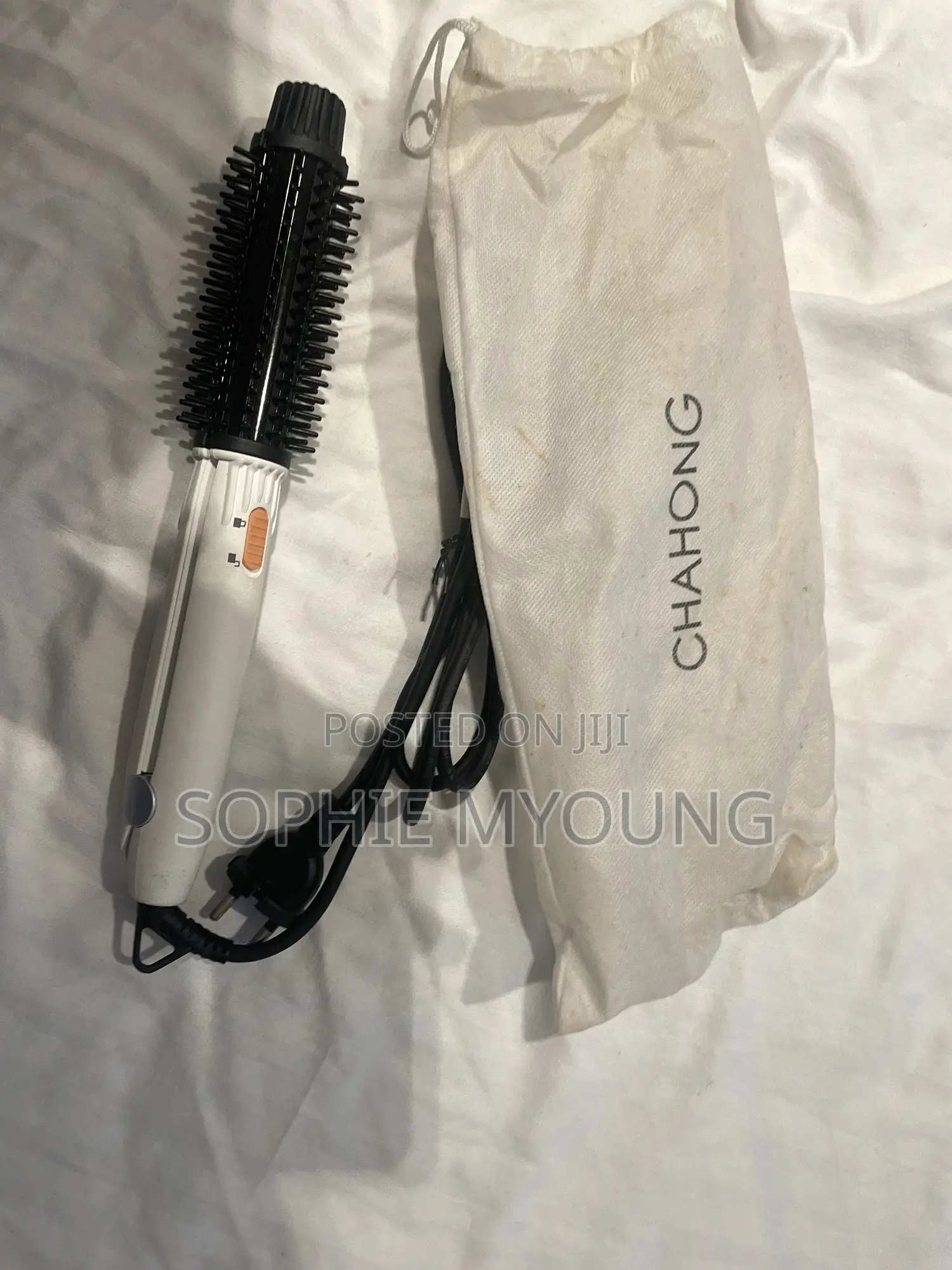 Cha Hong Hair Styling Brush Iron