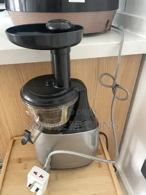 Hurom Cold Press Juicer for Sale