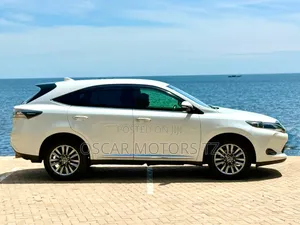 Toyota Harrier Hybrid Progress 2015 White