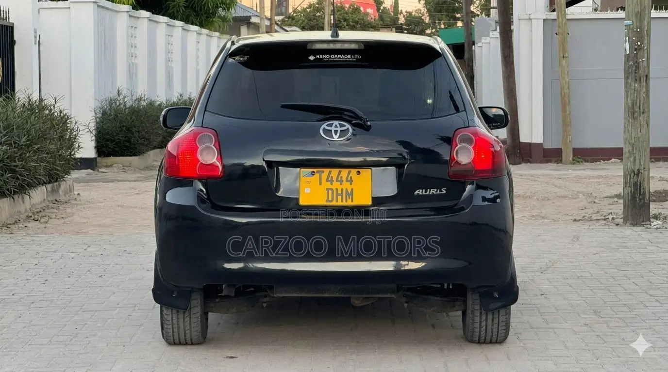 Toyota Auris 2006 Black