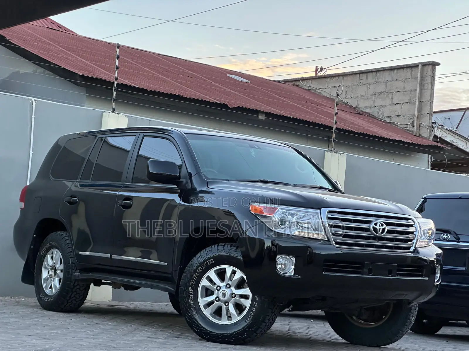 Toyota Land Cruiser 2012 Black