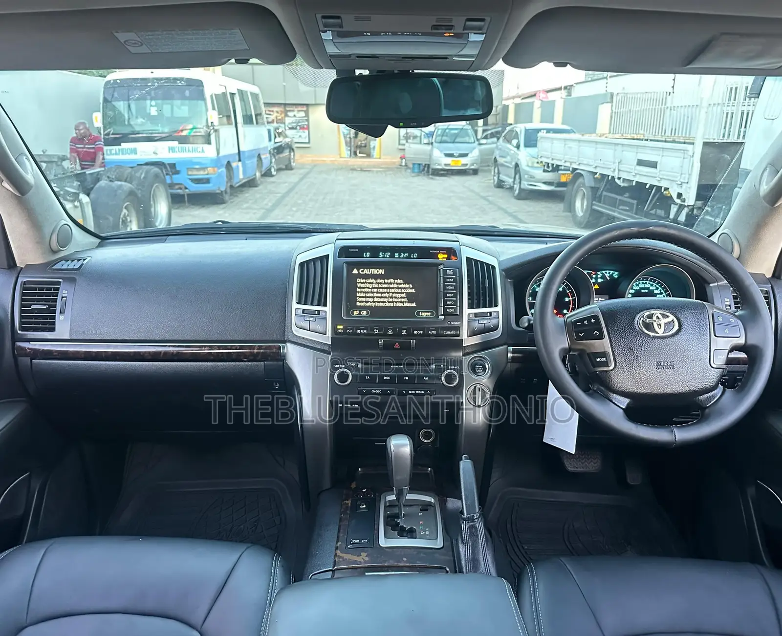 Toyota Land Cruiser 2012 Black