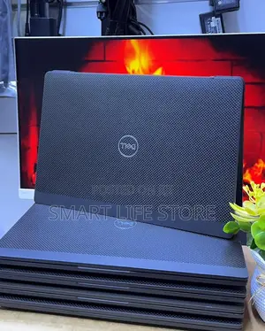 New Laptop Dell Latitude 7300 8GB Intel Core i7 SSD 256GB