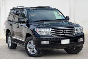 Toyota Land Cruiser 2011 Matt Black