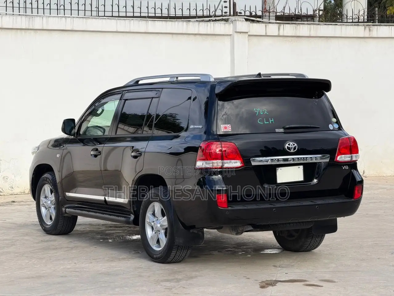 Toyota Land Cruiser 2011 Black