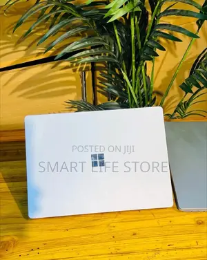 New Laptop Microsoft Surface Laptop 3 8GB Intel Core i5 SSD 256GB