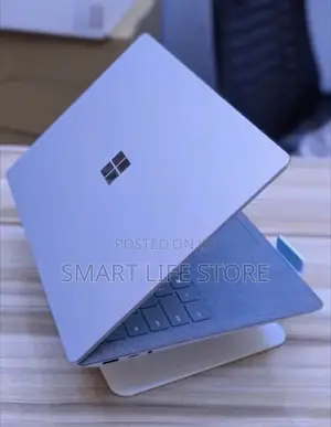 New Laptop Microsoft Surface Laptop 3 8GB Intel Core i5 SSD 256GB
