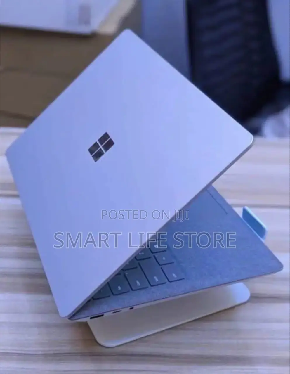 New Laptop Microsoft Surface Laptop 3 8GB Intel Core i5 SSD 256GB