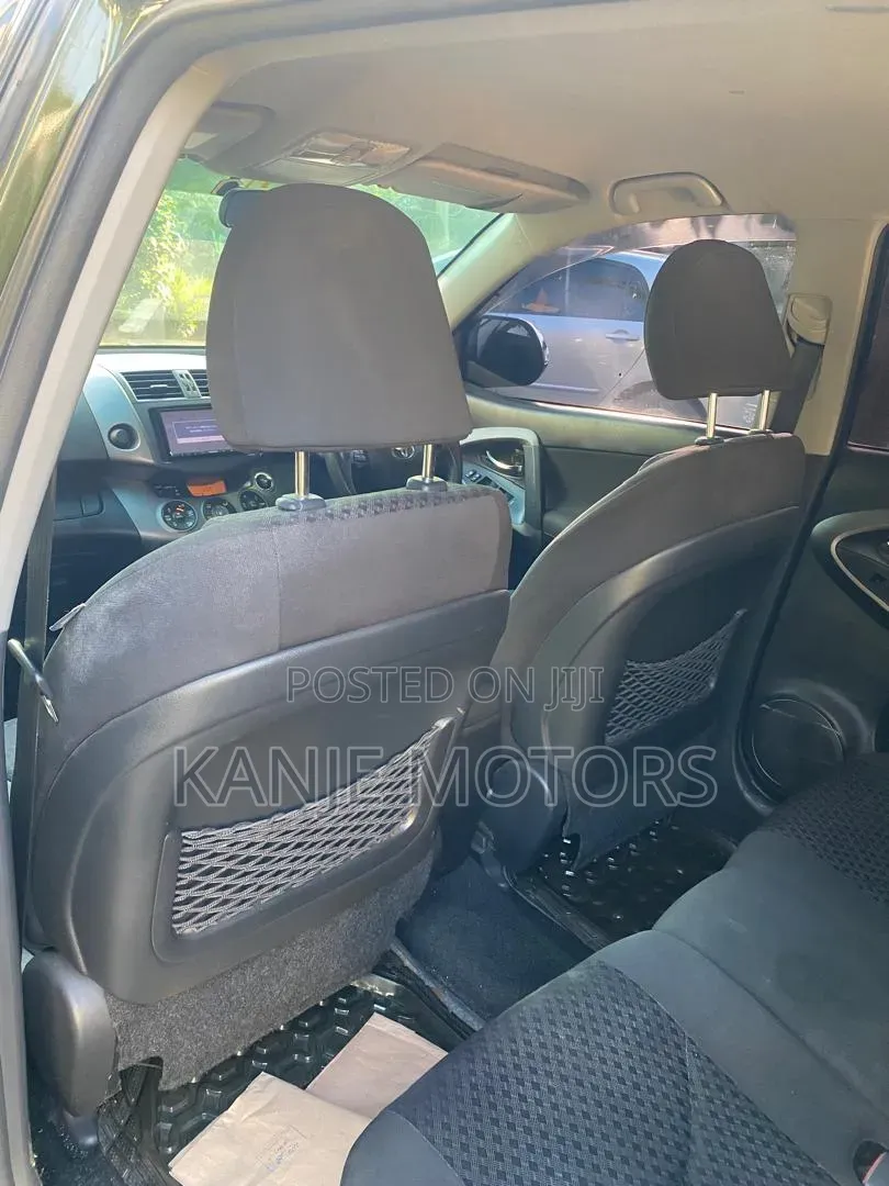 Toyota Vanguard 2012 Matt Black