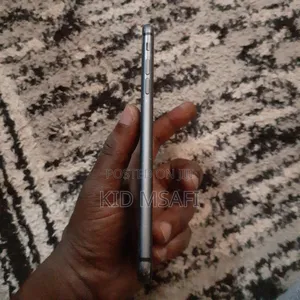 Apple iPhone 8 Plus 64 GB Black