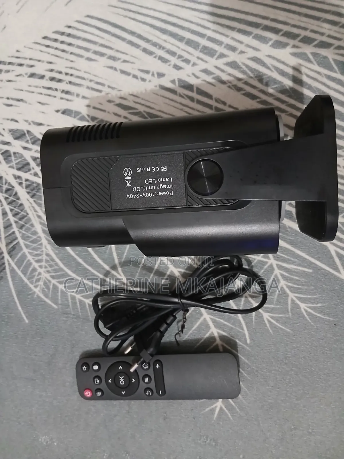 Hy320 Projector