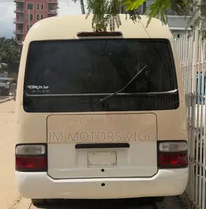 Toyota Coaster 2004 Beige