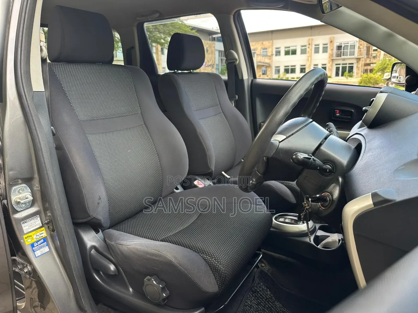 Toyota IST 2005 Gray