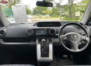 Toyota Corolla Rumion 2010 Black