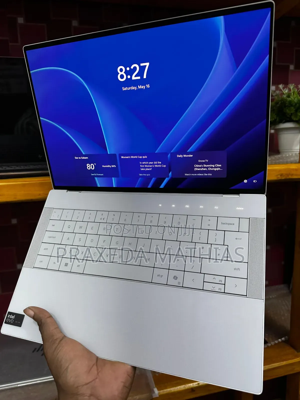New Laptop Dell XPS 14 9440 16GB Intel Core Ultra 7 SSD 1T
