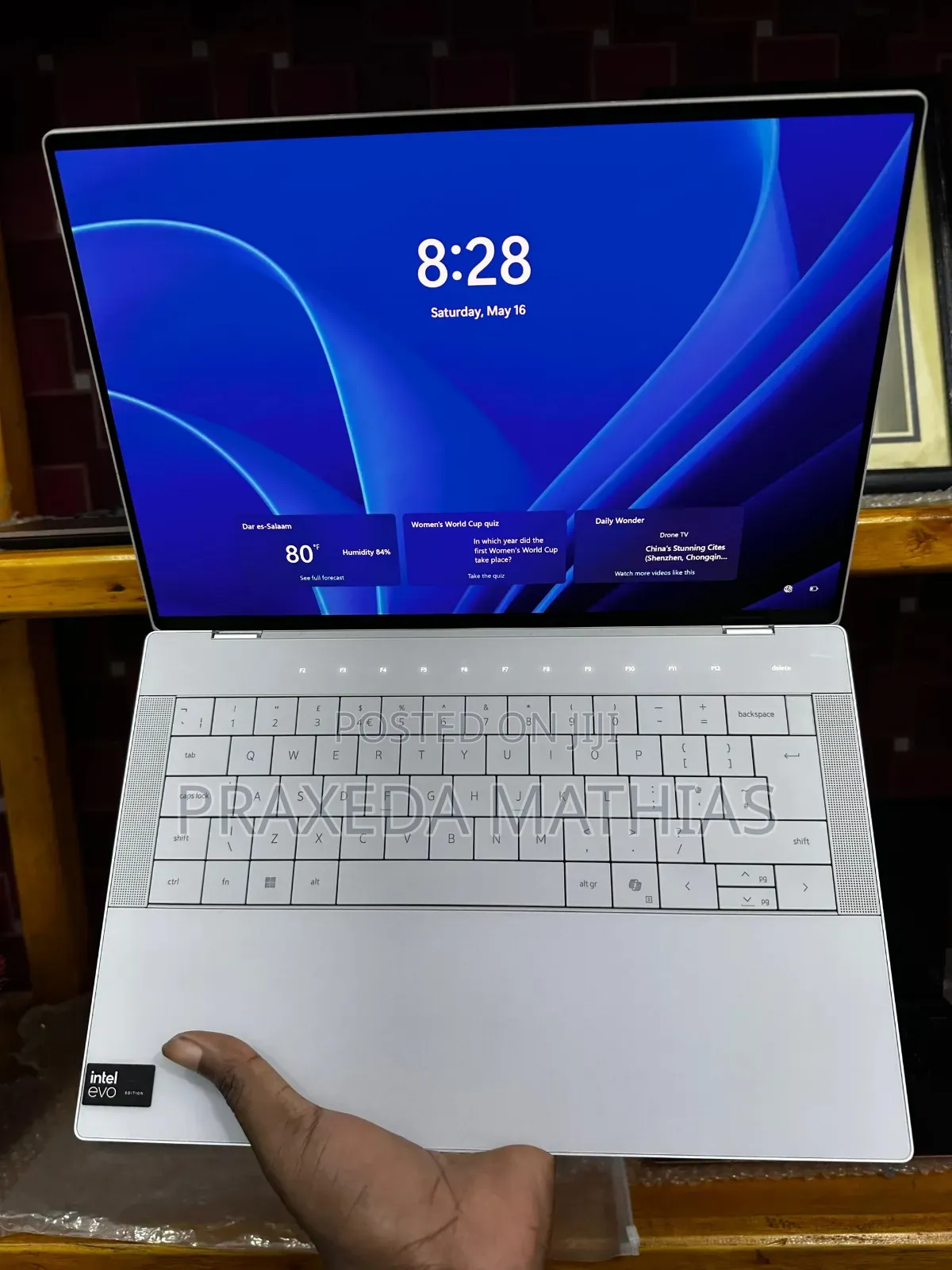 New Laptop Dell XPS 14 9440 16GB Intel Core Ultra 7 SSD 1T