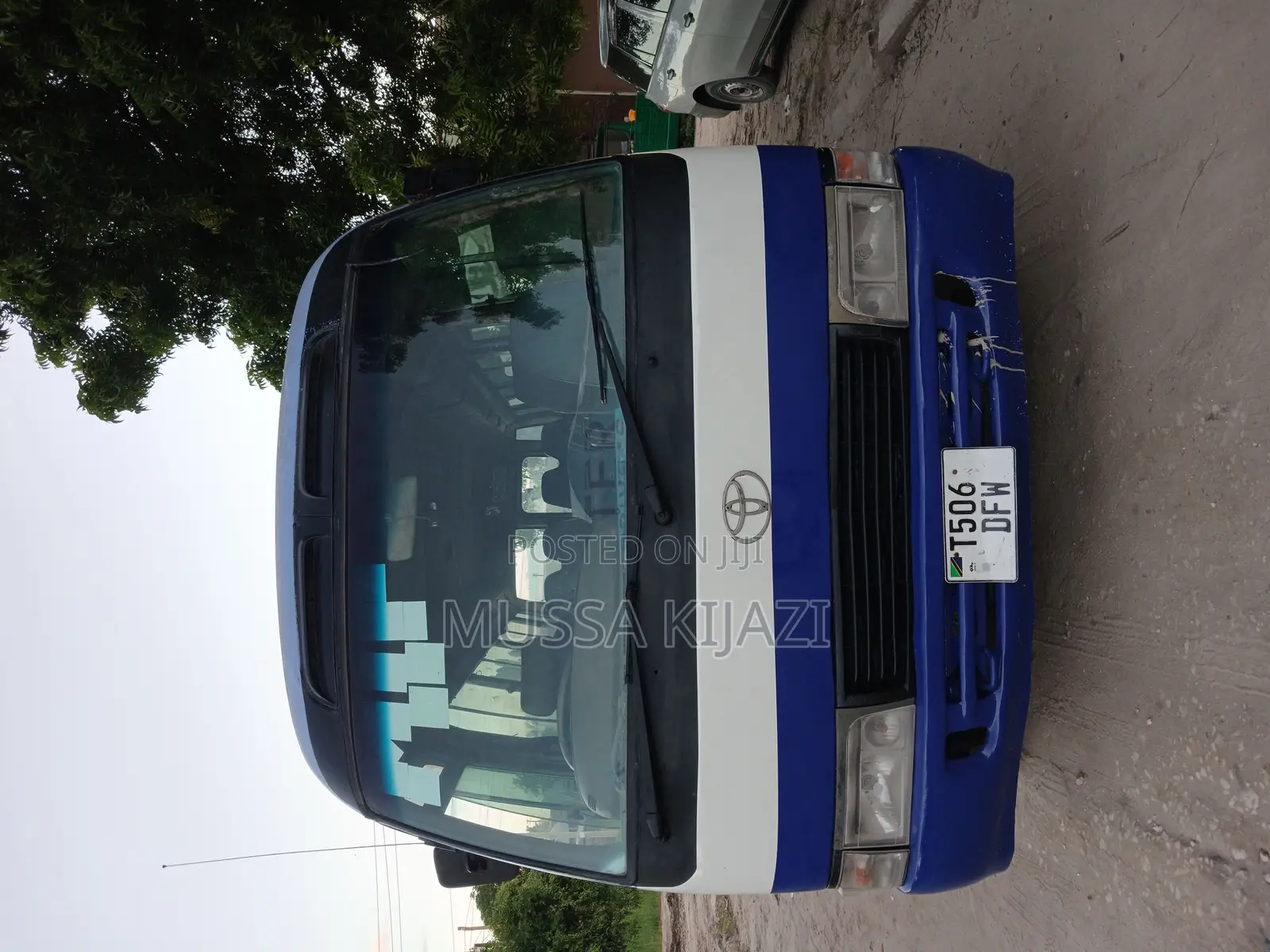 Toyota Coaster 1999