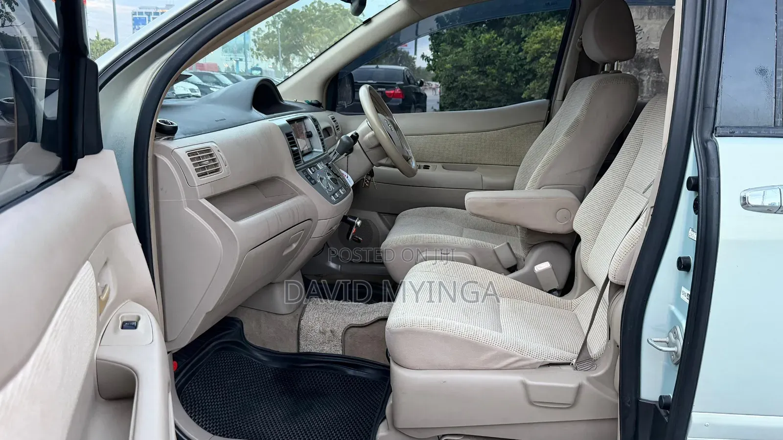 Toyota Raum 2008 Silver