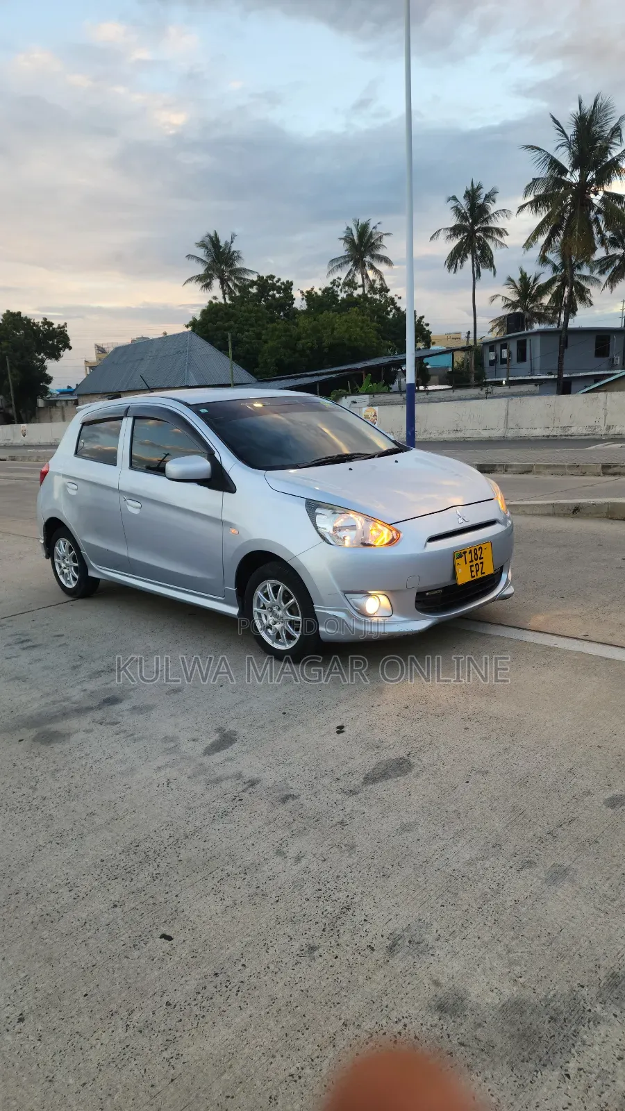 Mitsubishi Mirage 2012 Silver