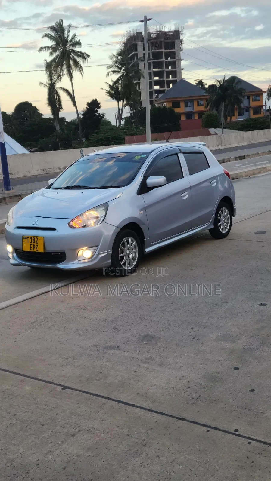 Mitsubishi Mirage 2012 Silver