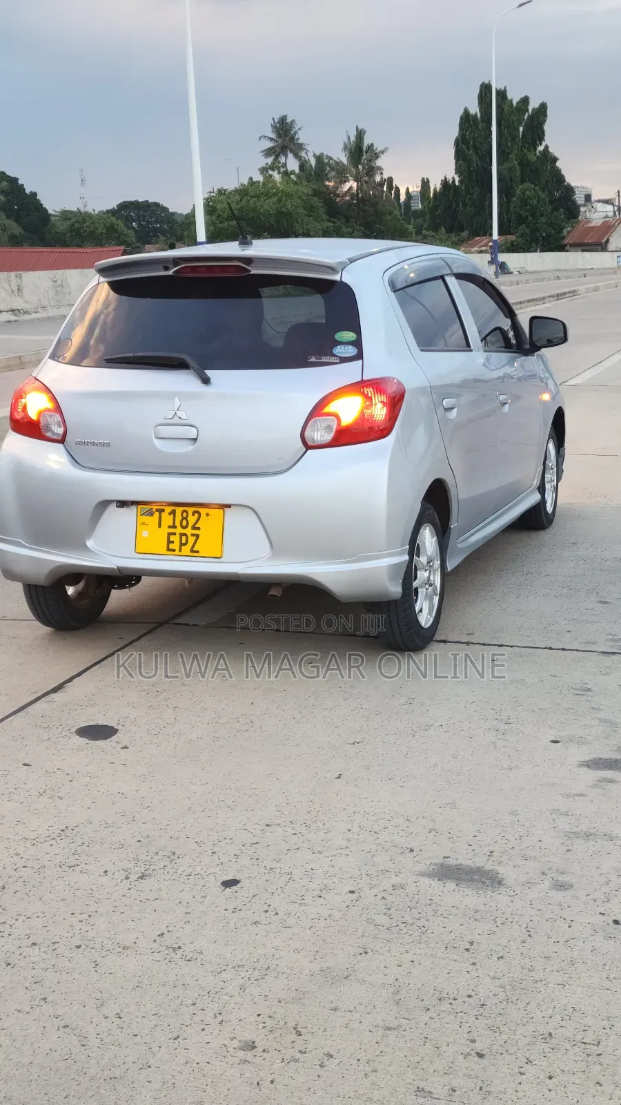 Mitsubishi Mirage 2012 Silver