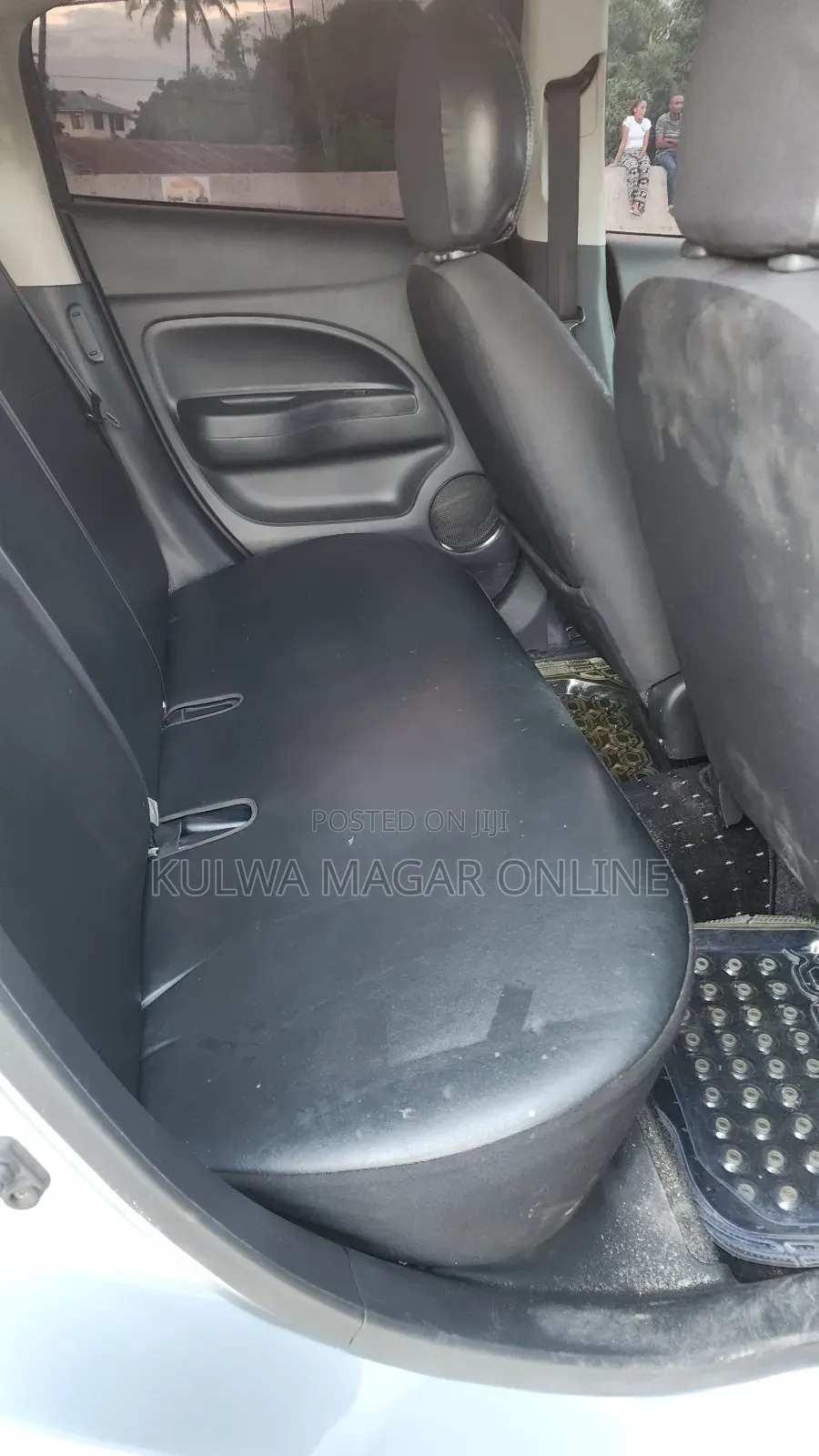 Mitsubishi Mirage 2012 Silver