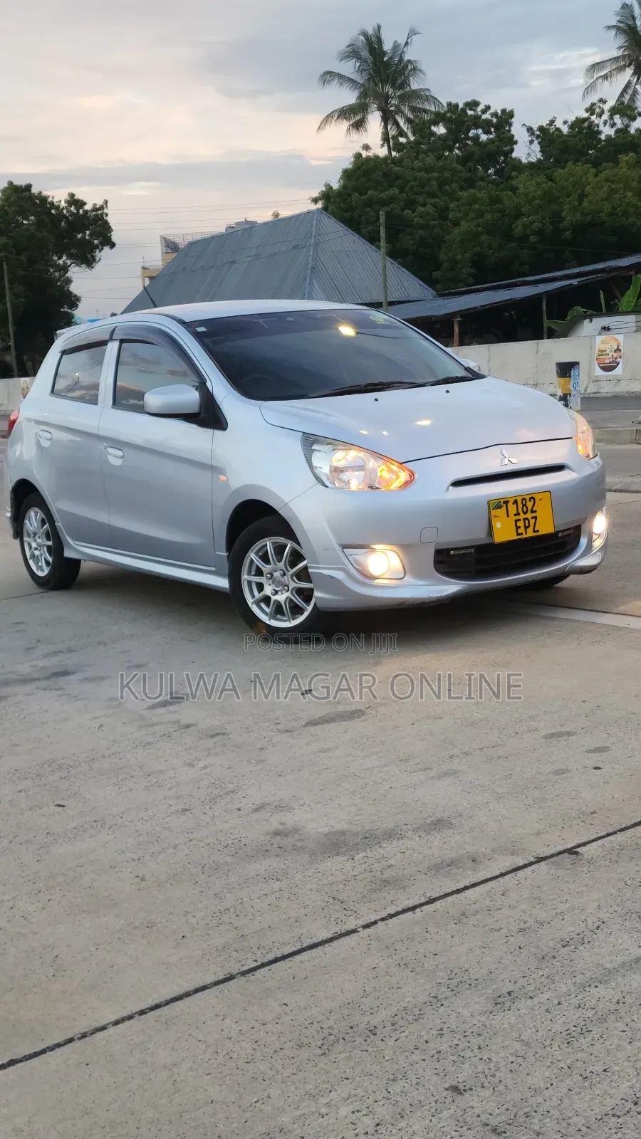 Mitsubishi Mirage 2012 Silver