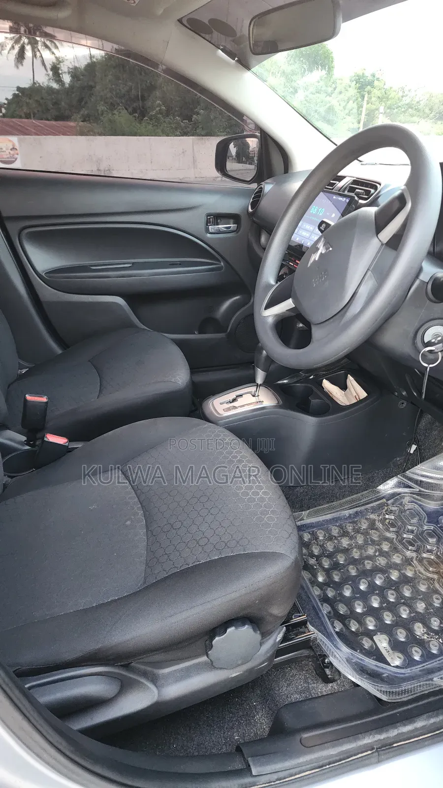 Mitsubishi Mirage 2012 Silver