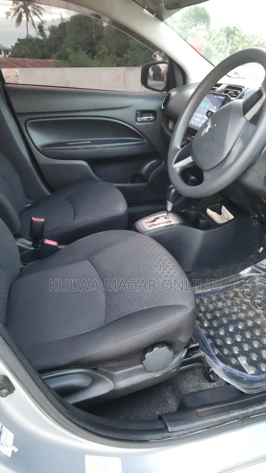 Mitsubishi Mirage 2012 Silver