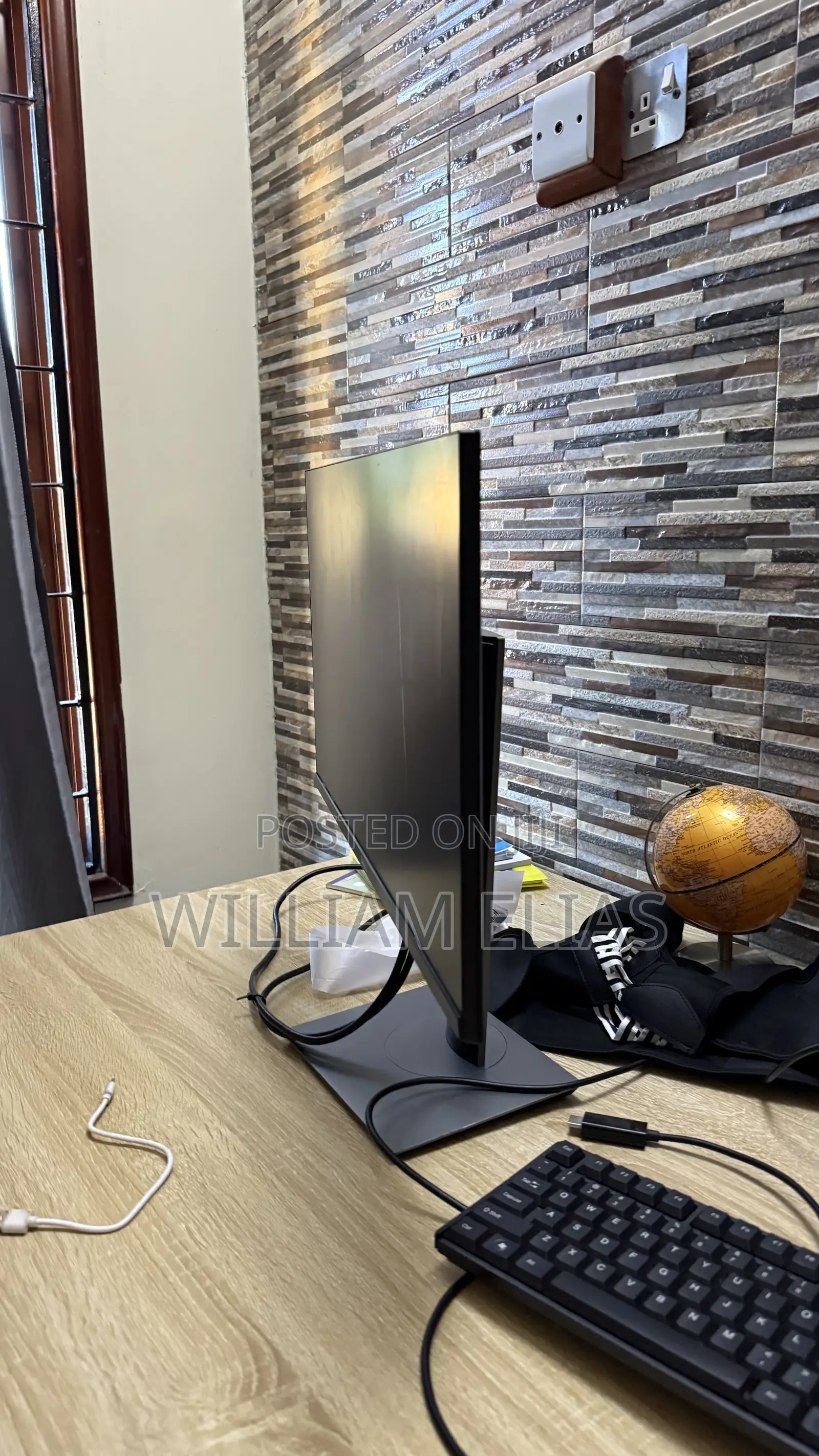 Dell Monitor
