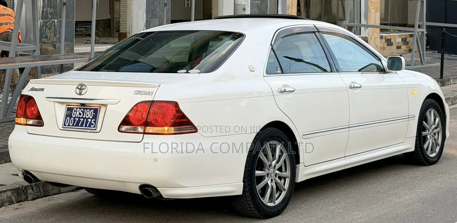 Toyota Crown 2006 White