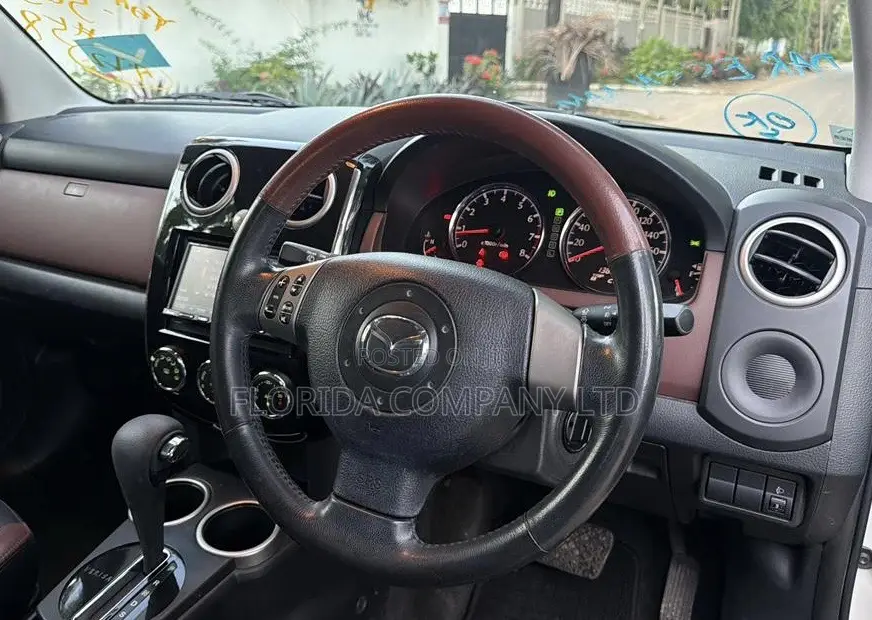 Mazda Verisa 2009 White