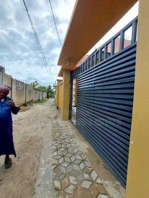 4bdrm House in Mchakama Real Estate, Chamazi for sale