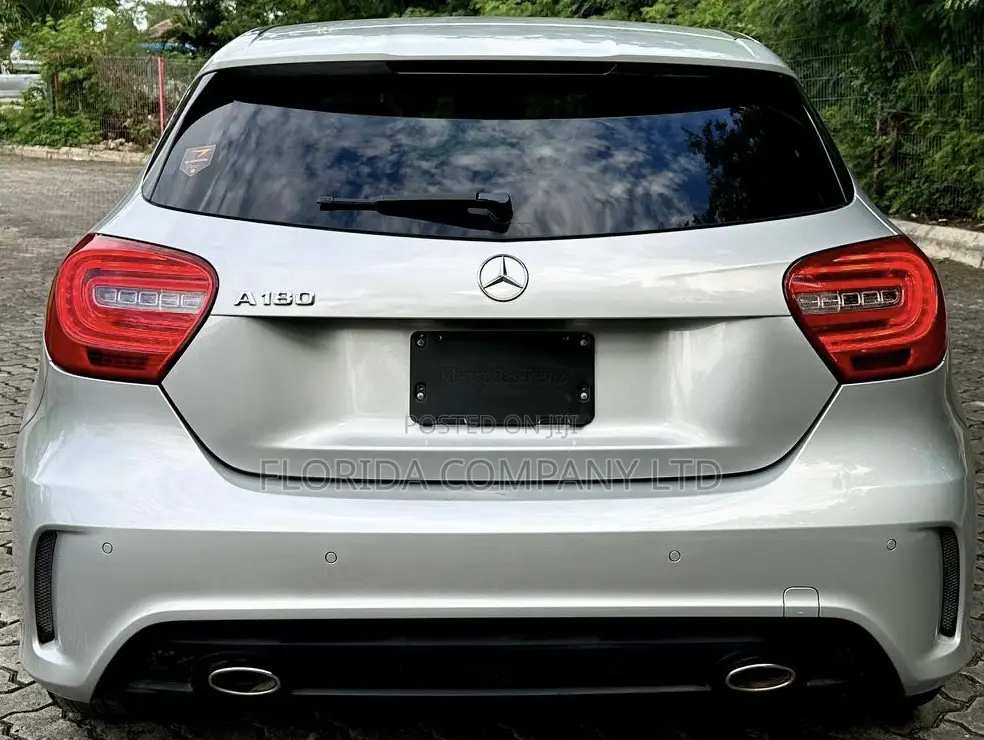 Mercedes-Benz A-Class 2014 Silver