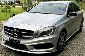 Mercedes-Benz A-Class 2014 Silver