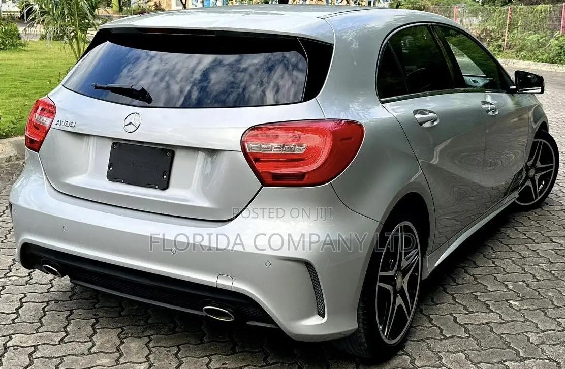 Mercedes-Benz A-Class 2014 Silver