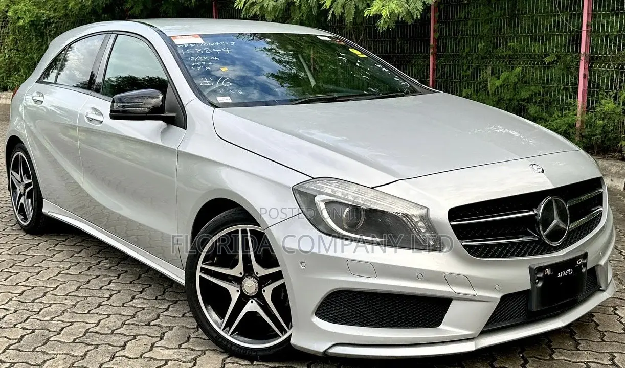 Mercedes-Benz A-Class 2014 Silver