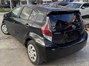 Toyota Aqua 2015 Black