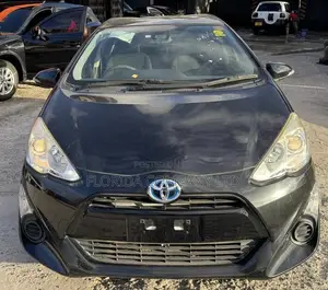 Toyota Aqua 2015 Black