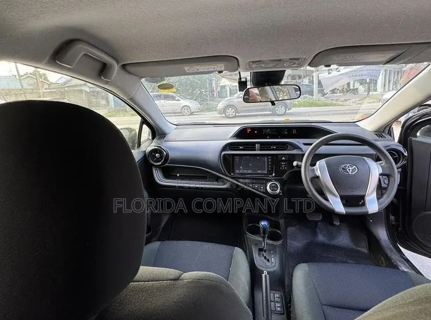 Toyota Aqua 2015 Black