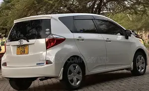 Toyota Ractis 2012 White
