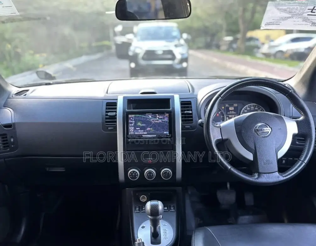 Nissan X-Trail 2012 Black