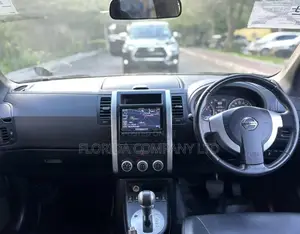 Nissan X-Trail 2012 Black