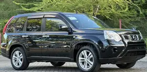 Nissan X-Trail 2012 Black