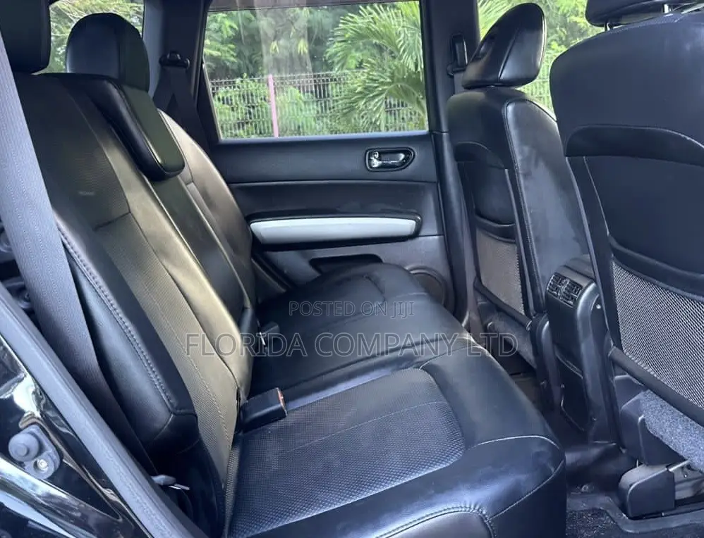Nissan X-Trail 2012 Black
