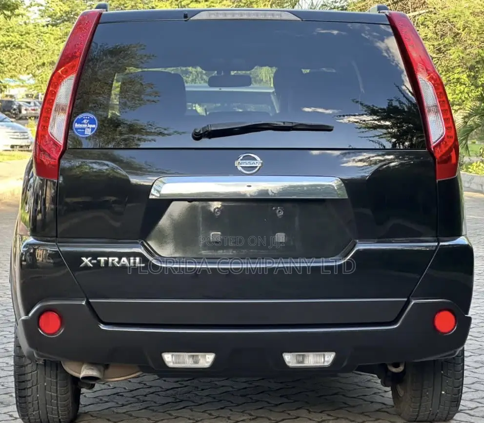 Nissan X-Trail 2012 Black