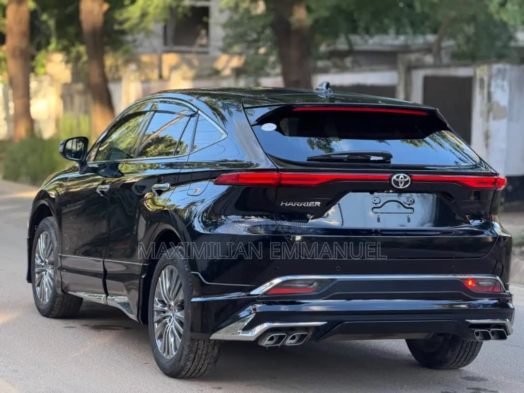 Toyota Harrier 2015 Black